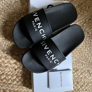 *NIB* Givenchy Rubber Slides